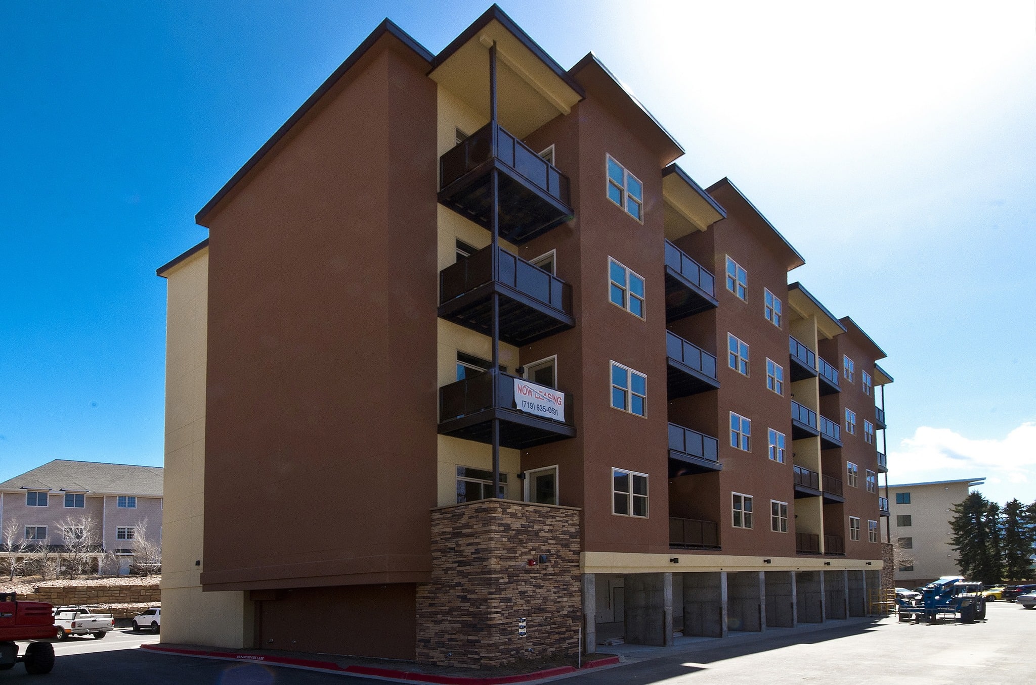 Park Manor East presenting 16 Valley Place