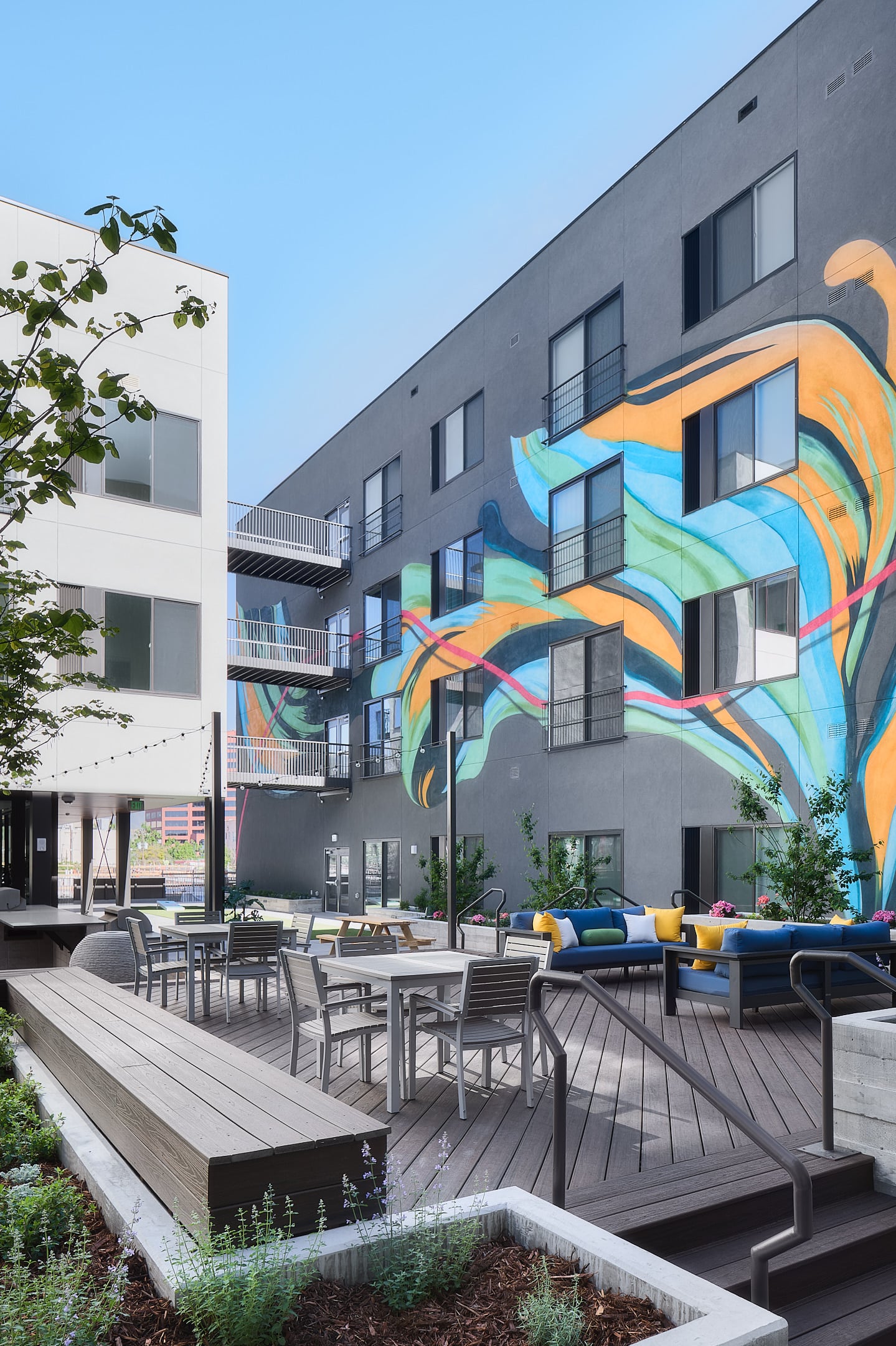 VIM presenting 322 E. Vermijo St.