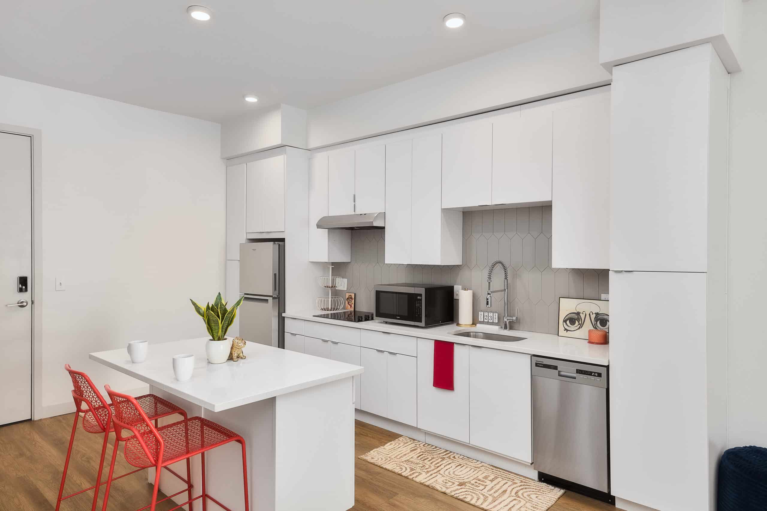 VIM presenting 322 E. Vermijo St.